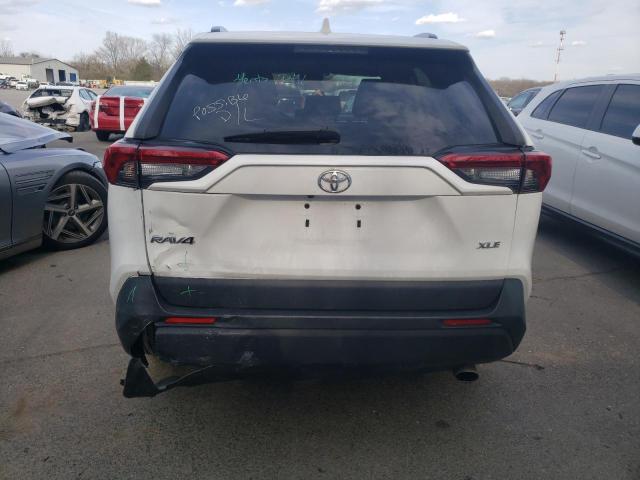 Photo 6 from auction – 2019 TOYOTA RAV4 XLE with VIN 2T3W1RFVXKC022425