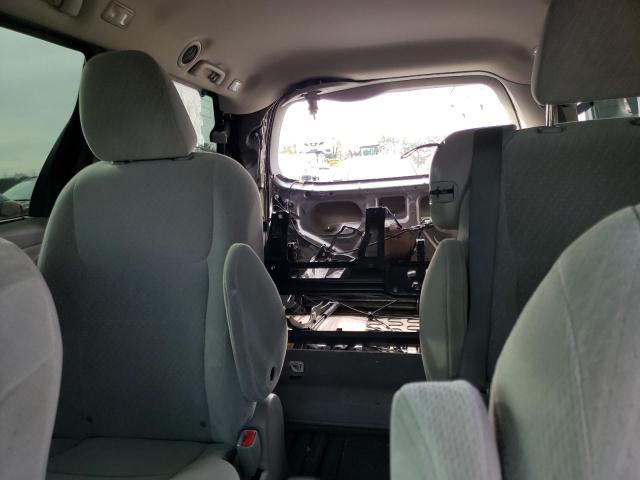 Photo 10 from auction – 2016 TOYOTA SIENNA LE with VIN 5TDKK3DC5GS740420