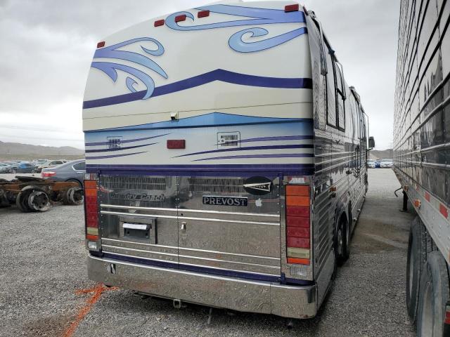 Photo 4 from auction – 1998 PREVOST BUS with VIN 2PCM33404W1026523