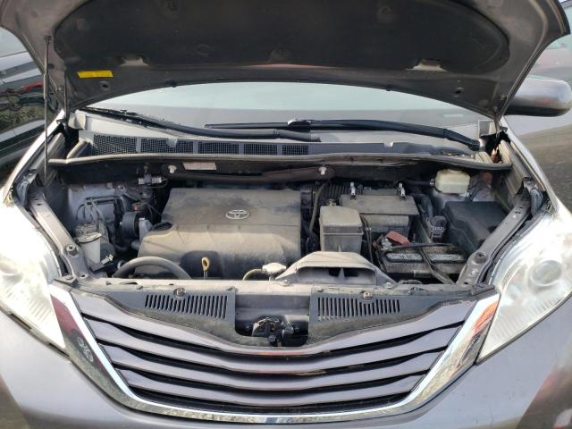 Photo 12 from auction – 2016 TOYOTA SIENNA LE with VIN 5TDKK3DC5GS740420