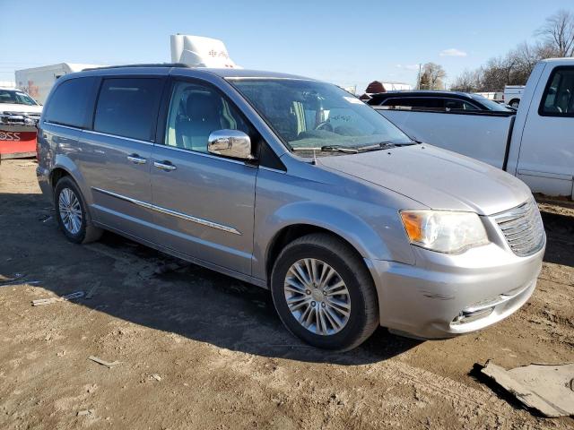 Photo 4 from auction – 2013 CHRYSLER TOWN & COU with VIN 2C4RC1CG9DR681719