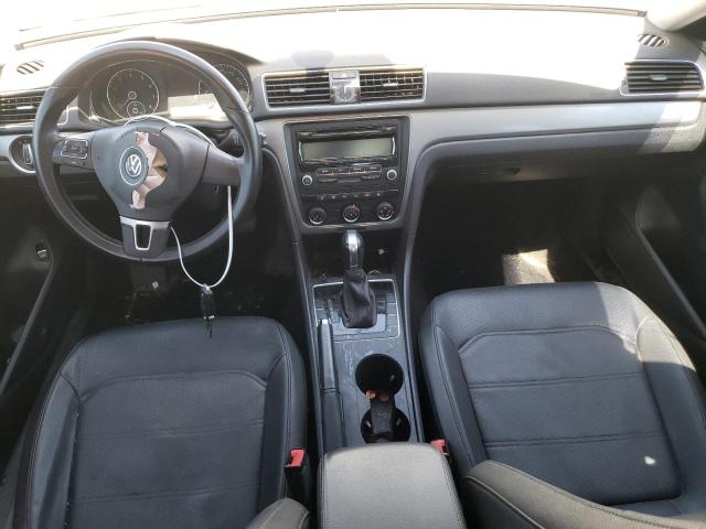 Photo 8 from auction – 2014 VOLKSWAGEN PASSAT S with VIN 1VWAT7A39EC021929