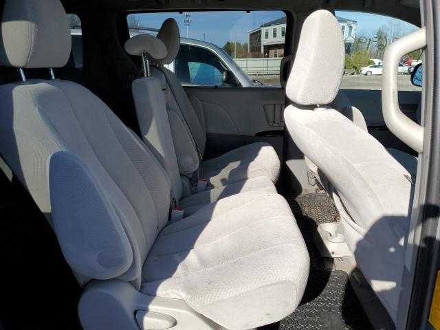 Photo 11 from auction – 2011 TOYOTA SIENNA with VIN 5TDKK3DC8BS072749