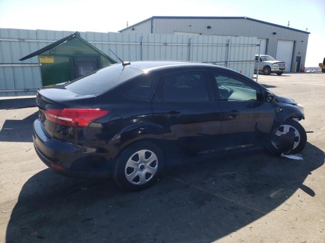 Photo 3 from auction – 2017 FORD FOCUS S with VIN 1FADP3E29HL330387