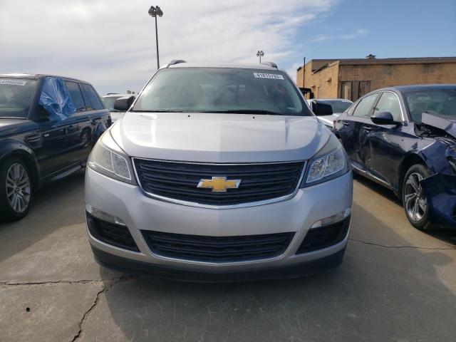 Photo 5 from auction – 2017 CHEVROLET TRAVERSE L with VIN 1GNKRFKD2HJ148844