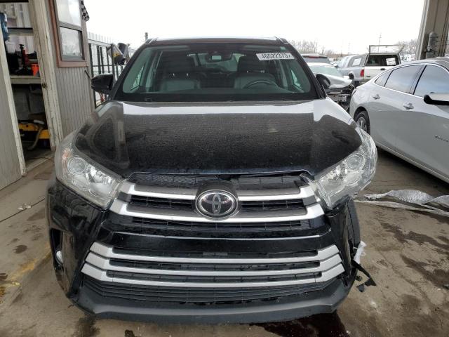 Photo 5 from auction – 2017 TOYOTA HIGHLANDER with VIN 5TDJZRFH7HS472362
