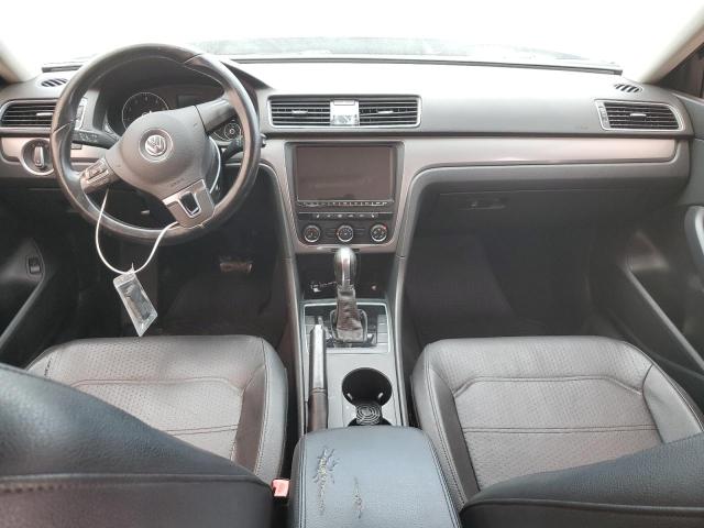 Photo 8 from auction – 2015 VOLKSWAGEN PASSAT S with VIN 1VWAT7A34FC040213