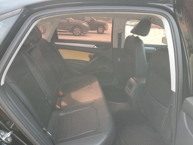 Photo 10 from auction – 2015 VOLKSWAGEN PASSAT S with VIN 1VWAT7A34FC040213