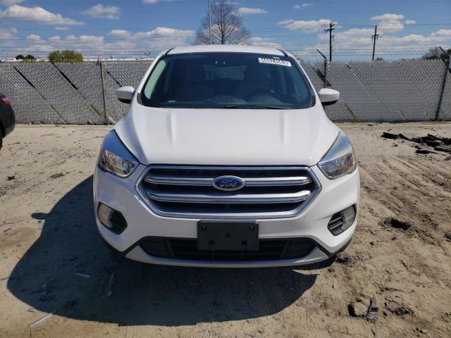 Photo 5 from auction – 2017 FORD ESCAPE SE with VIN 1FMCU9G98HUC12560