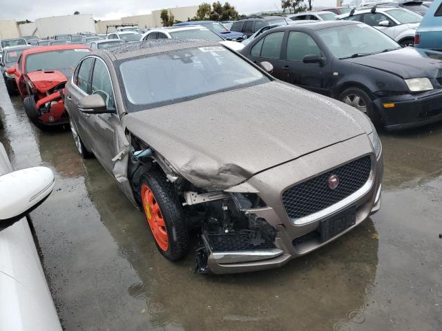 Photo 4 from auction – 2017 JAGUAR XF PREMIUM with VIN SAJBD4BN0HCY42569