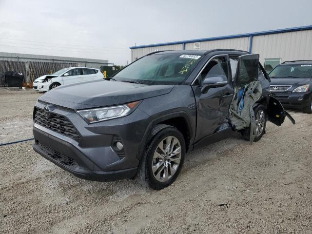 Photo 1 from auction – 2021 TOYOTA RAV4 XLE P with VIN 2T3C1RFV1MC095978