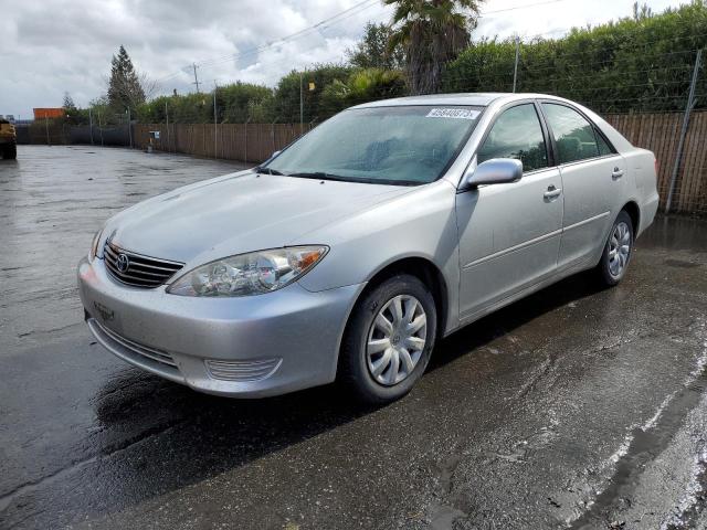 TOYOTA CAMRY LE 2005 with VIN 4T1BE32K45U100754 - Photo from auction