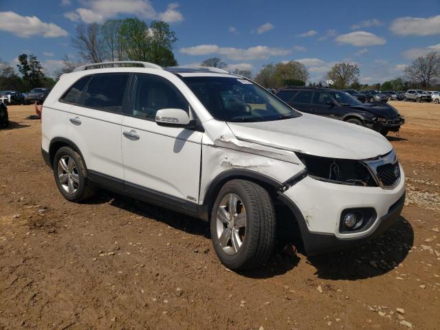 Photo 4 from auction – 2013 KIA SORENTO EX with VIN 5XYKUDA28DG322566