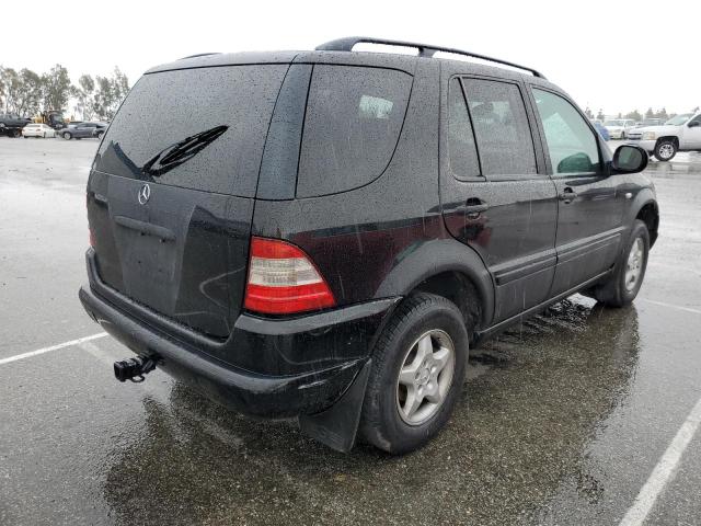 Photo 3 from auction – 2000 MERCEDES-BENZ ML 320 with VIN 4JGAB54E2YA178575