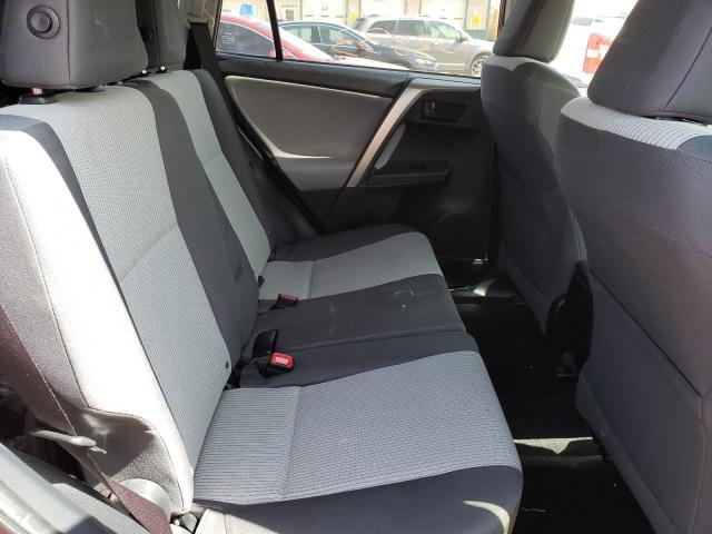 Photo 10 from auction – 2015 TOYOTA RAV4 LE with VIN JTMZFREV2FJ041666