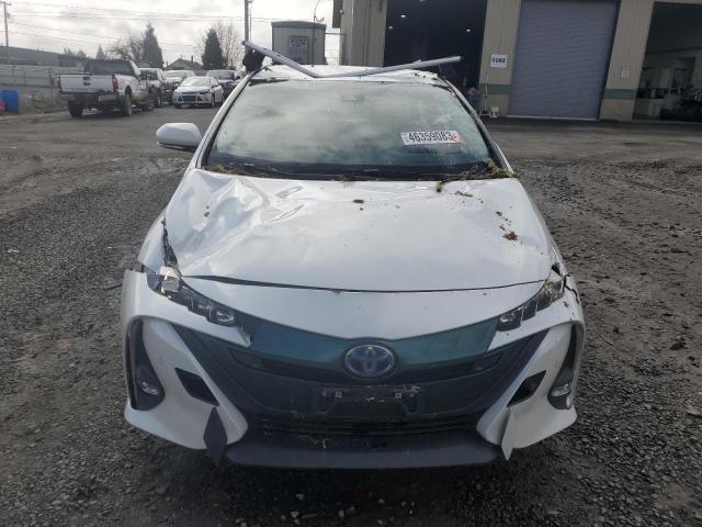 Photo 5 from auction – 2017 TOYOTA PRIUS PRIM with VIN JTDKARFP4H3043037