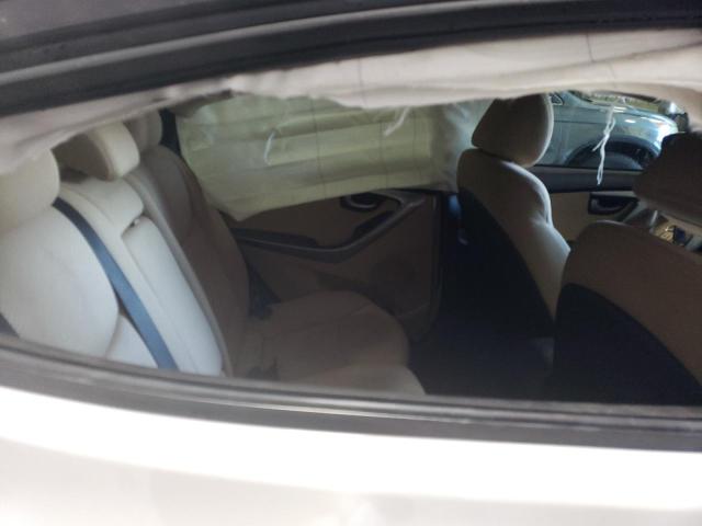 Photo 10 from auction – 2012 HYUNDAI ELANTRA GL with VIN 5NPDH4AEXCH091152