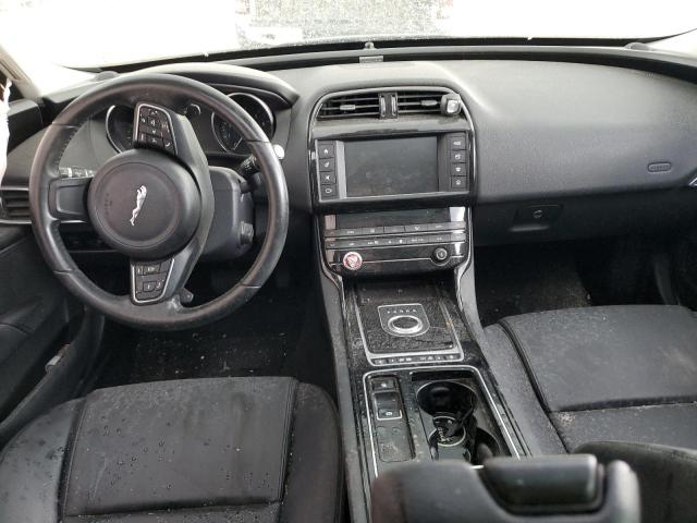Photo 8 from auction – 2018 JAGUAR XE with VIN SAJAR4FX3JCP23221