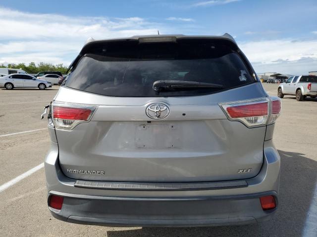 Photo 6 from auction – 2015 TOYOTA HIGHLANDER with VIN 5TDKKRFH8FS113706