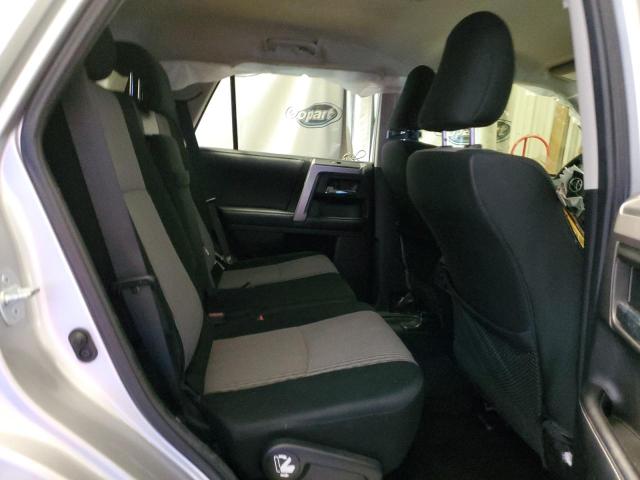 Photo 11 from auction – 2019 TOYOTA 4RUNNER SR with VIN JTEBU5JR1K5617755