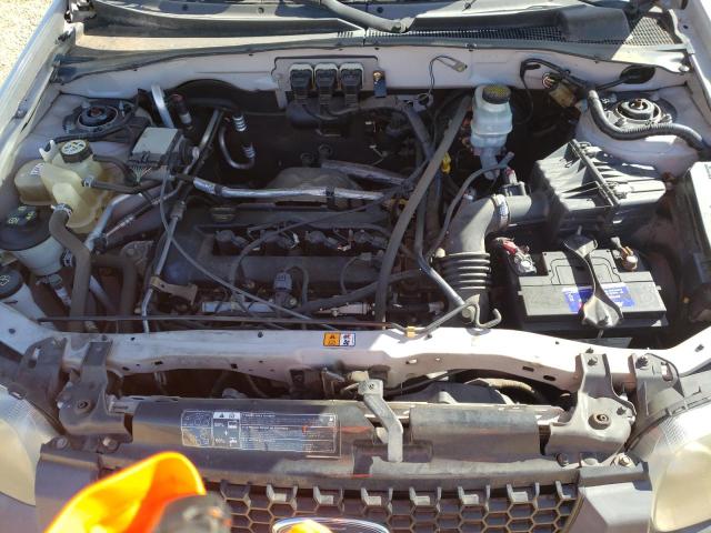 Photo 12 from auction – 2006 FORD ESCAPE XLS with VIN 1FMYU02Z96KA09372