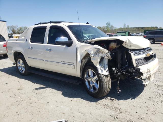 Photo 4 from auction – 2013 CHEVROLET AVALANCHE with VIN 3GNTKGE75DG107768