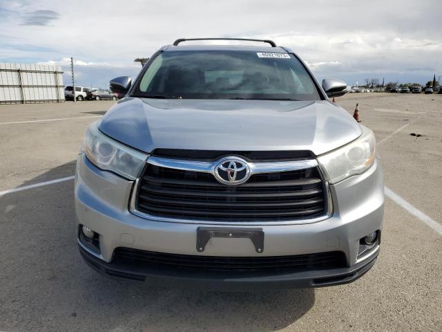 Photo 5 from auction – 2015 TOYOTA HIGHLANDER with VIN 5TDKKRFH8FS113706