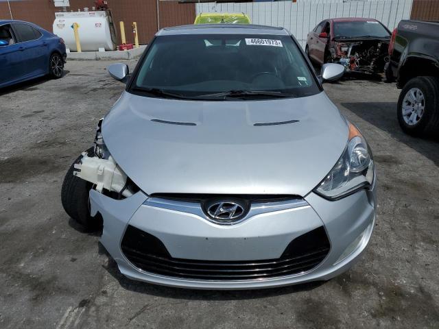 Photo 5 from auction – 2014 HYUNDAI VELOSTER with VIN KMHTC6AD4EU217278