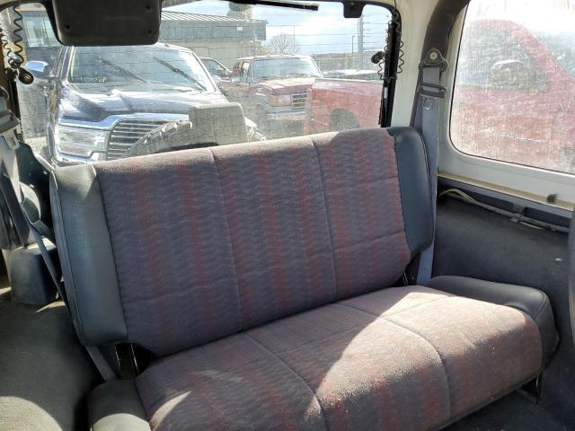 Photo 10 from auction – 2000 JEEP WRANGLER / with VIN 1J4FA29P6YP730169