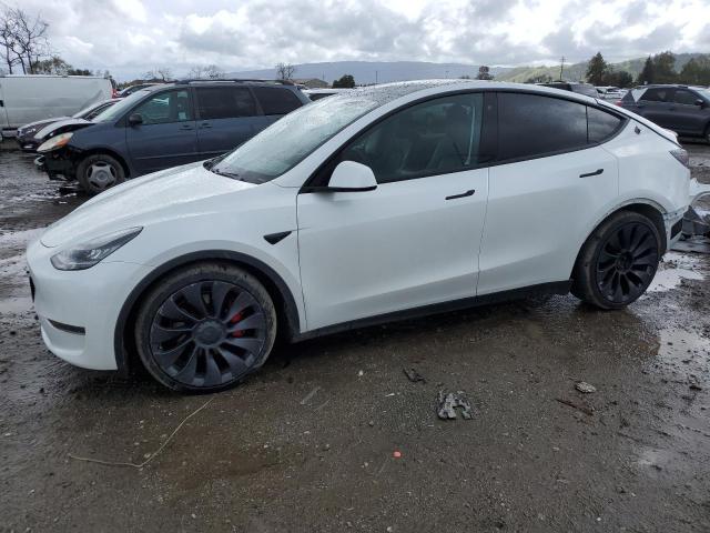 TESLA MODEL Y 2020 with VIN 5YJYGDEF1LF058773 - Photo from auction