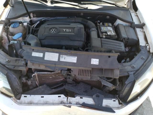 Photo 11 from auction – 2014 VOLKSWAGEN PASSAT S with VIN 1VWAT7A39EC021929
