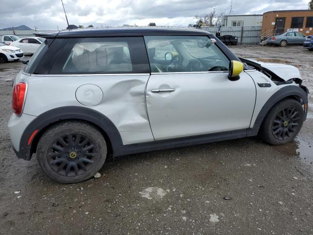 Photo 3 from auction – 2022 MINI COOPER SE with VIN WMW13DJ08N2R60855