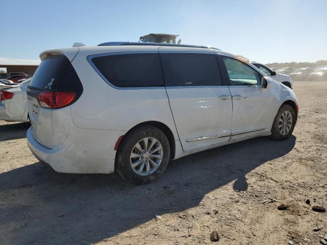 Photo 3 from auction – 2019 CHRYSLER PACIFICA T with VIN 2C4RC1BGXKR644158