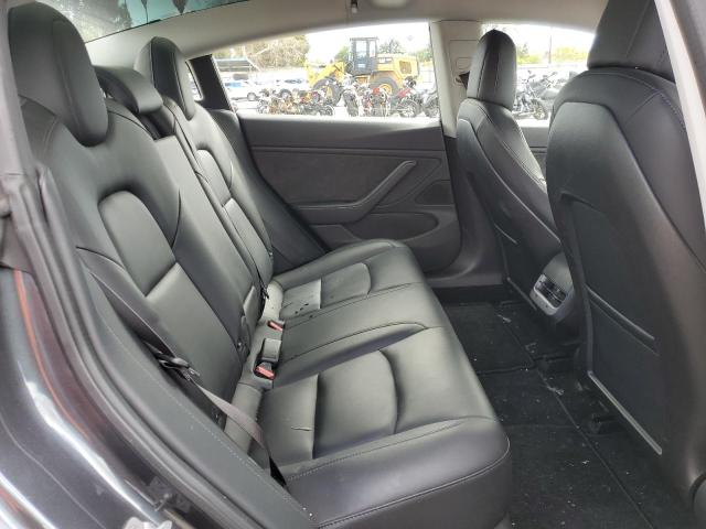 Photo 10 from auction – 2018 TESLA MODEL 3 with VIN 5YJ3E1EA7JF035644
