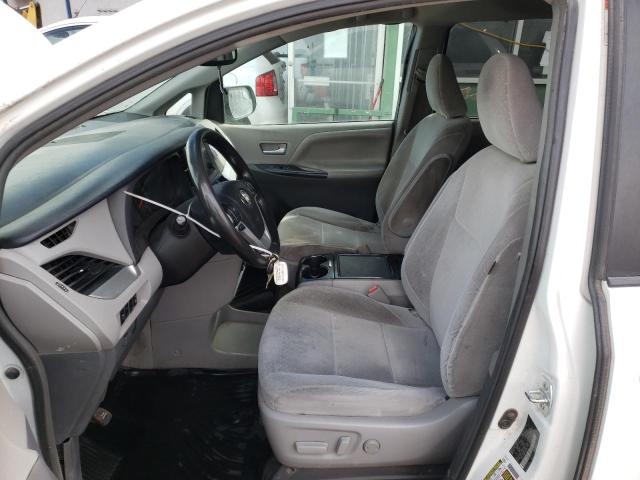 Photo 7 from auction – 2017 TOYOTA SIENNA LE with VIN 5TDJZ3DC6HS163261