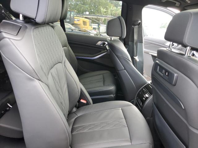 Photo 10 from auction – 2022 BMW X7 M50I with VIN 5UXCX6C09N9N09769
