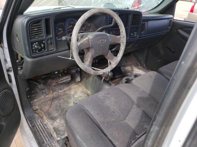 Photo 8 from auction – 2004 CHEVROLET 2500 with VIN 1GCHK24UX4E355966