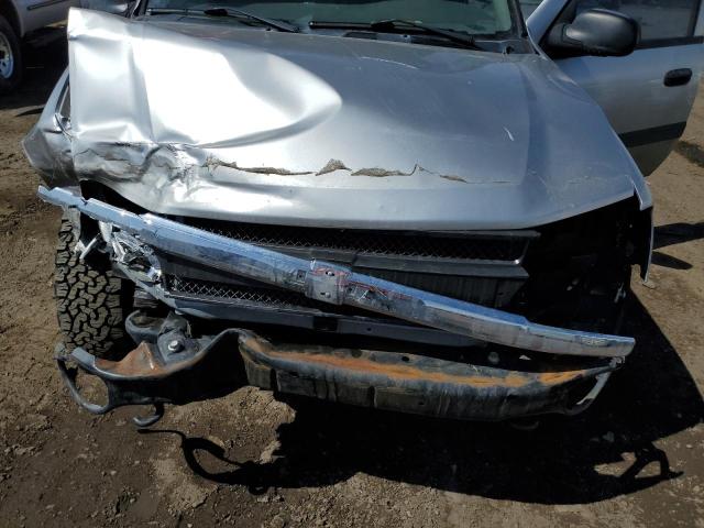 Photo 11 from auction – 2004 CHEVROLET TRAILBLAZE with VIN 1GNDT13S642248301