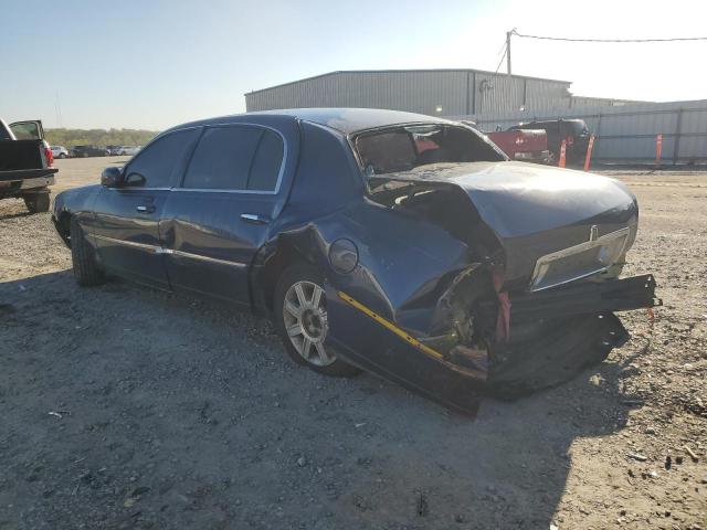 Photo 2 from auction – 2010 LINCOLN TOWN CAR E with VIN 2LNBL8EV3AX615434
