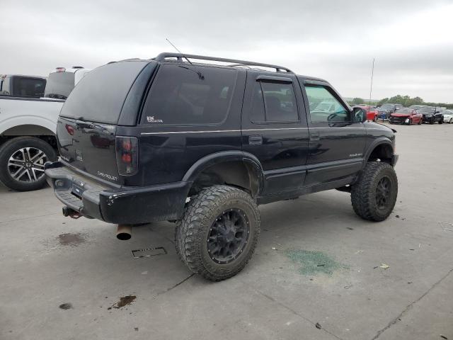 Photo 3 from auction – 2001 CHEVROLET BLAZER with VIN 1GNDT13WX12156915