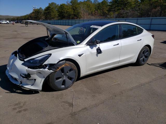 TESLA MODEL 3 2022 with VIN 5YJ3E1EB2NF253022 - Photo from auction