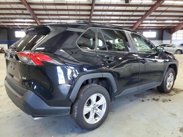 Photo 3 from auction – 2021 TOYOTA RAV4 XLE with VIN 2T3W1RFVXMW112840