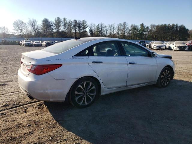 Photo 3 from auction – 2013 HYUNDAI SONATA SE with VIN 5NPEC4AB0DH695724