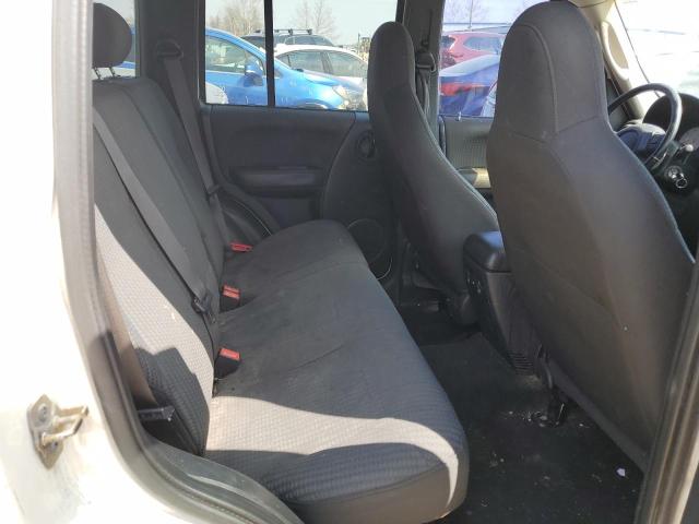 Photo 11 from auction – 2002 JEEP LIBERTY with VIN 1J4GK48K22W130331