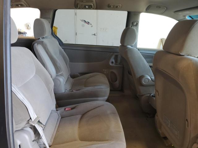 Photo 11 from auction – 2004 TOYOTA SIENNA CE with VIN 5TDZA23C54S070716