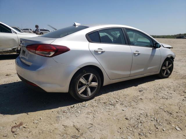 Photo 3 from auction – 2018 KIA FORTE LX with VIN 3KPFL4A7XJE269085