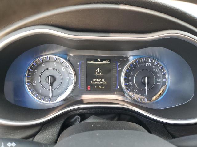 Photo 9 from auction – 2015 CHRYSLER 200 LIMITE with VIN 1C3CCCABXFN554328