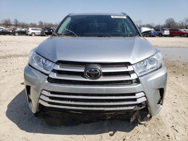 Фото 5 с аукциона – 2018 TOYOTA HIGHLANDER с VIN 5TDJZRFH1JS534067