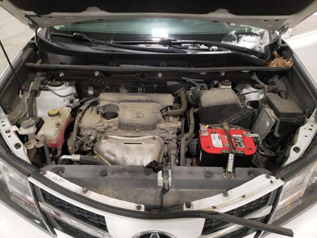 Photo 12 from auction – 2014 TOYOTA RAV4 XLE with VIN 2T3RFREV4EW214801
