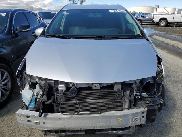 Photo 5 from auction – 2015 TOYOTA PRIUS V with VIN JTDZN3EU1FJ018581